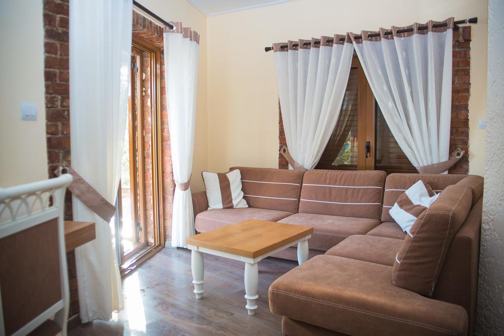 Hotel Livia Ksamil Zewnętrze zdjęcie